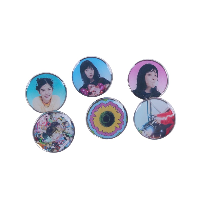 なんでも突き抜けちゃうぞらぶピンバッジ（6種ランダム）