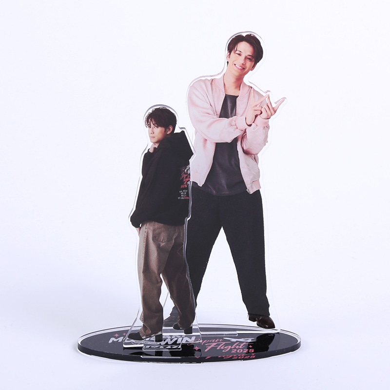 Win's Acrylic stand -QUATTRO TOUR-