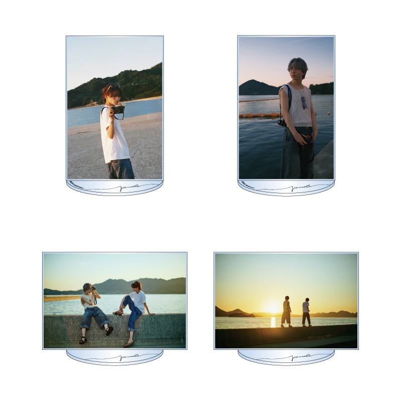 『puzzle』　Acrylic photo stand